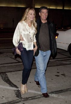 taylor dating her lawyer